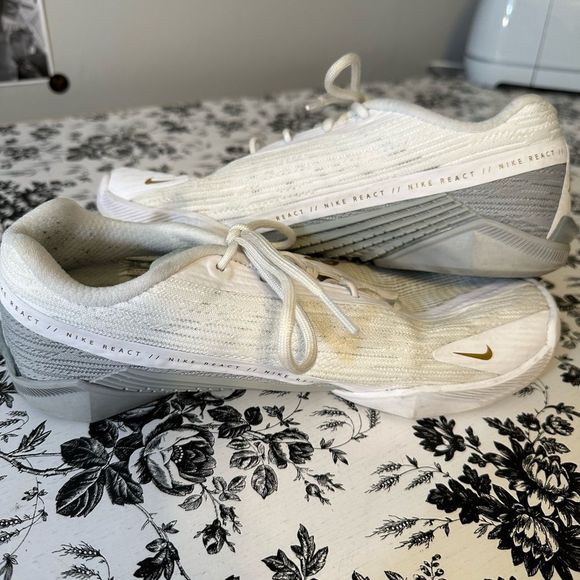 Nike Women’s React Metcon Turbo Size 9 - Picture 9 of 9